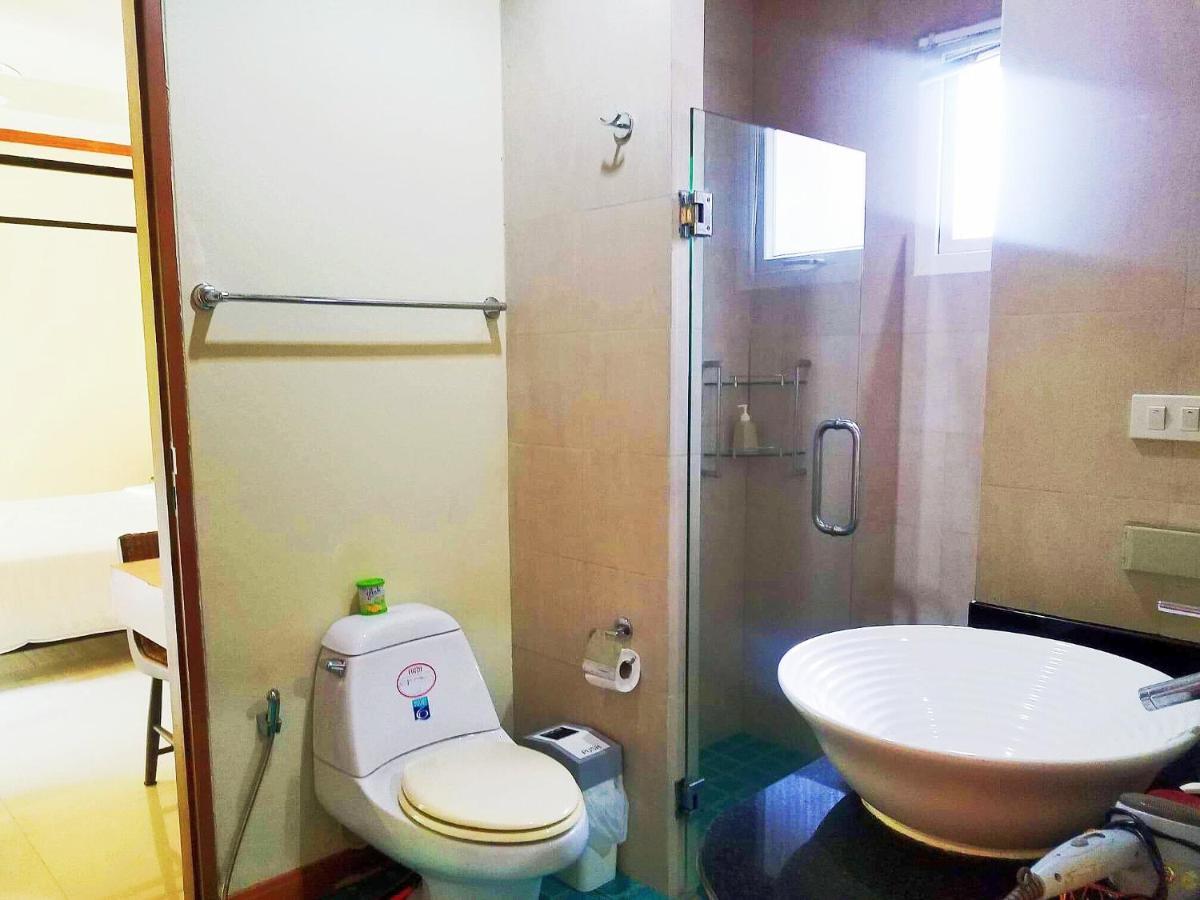Karon Pool Villa 卡伦3卧泳池别墅 Exterior photo